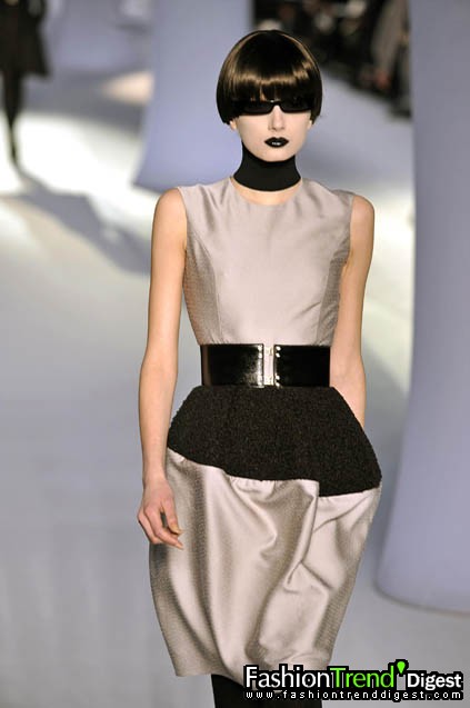 Yves Saint Laurent 08ﶬDƬ