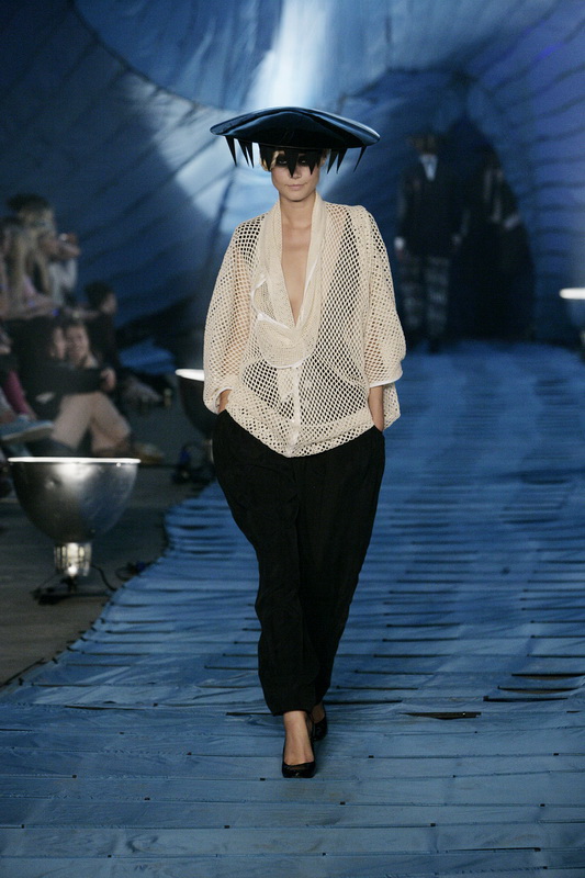  Henrik Vibskov 09ĸDƬ