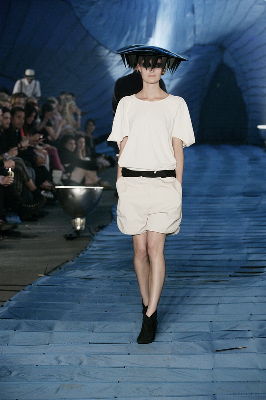  Henrik Vibskov 09ĸDƬ