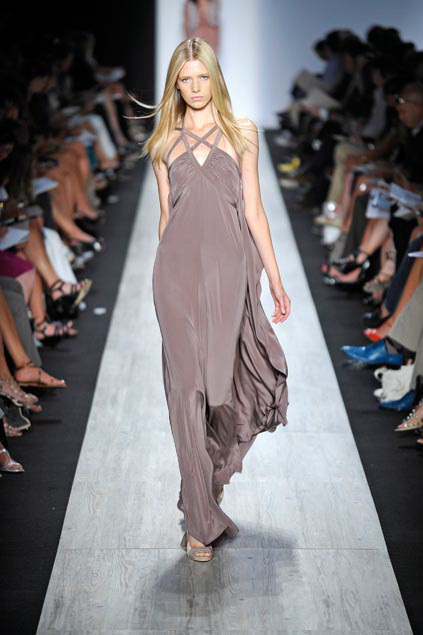 Bcbg MaxAzria 09ĸDƬ