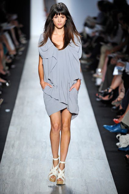 Bcbg MaxAzria 09ĸDƬ