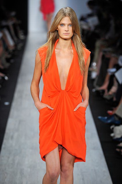 Bcbg MaxAzria 09ĸDƬ