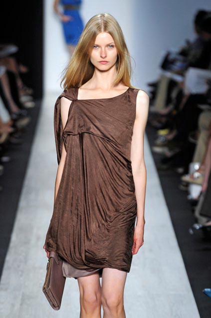 Bcbg MaxAzria 09ĸDƬ