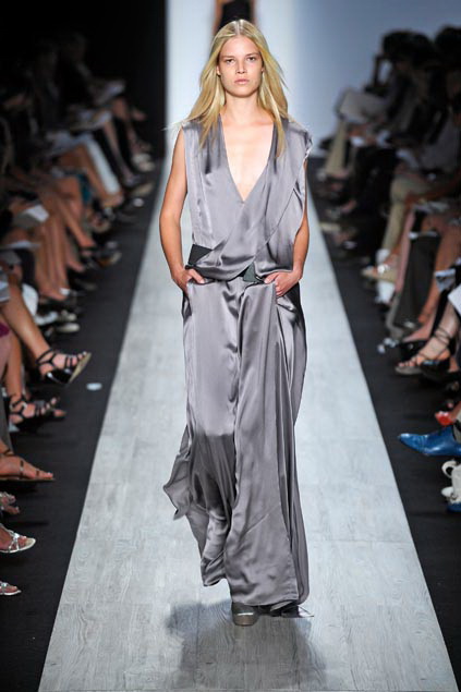 Bcbg MaxAzria 09ĸDƬ