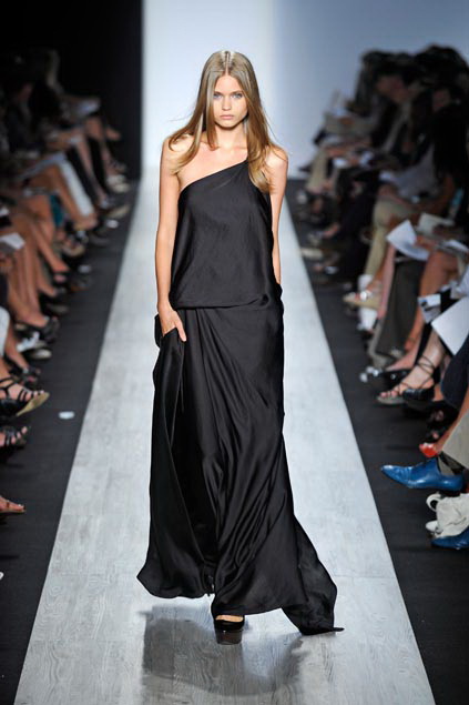 Bcbg MaxAzria 09ĸDƬ