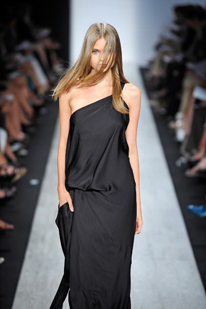 Bcbg MaxAzria 09ĸDƬ