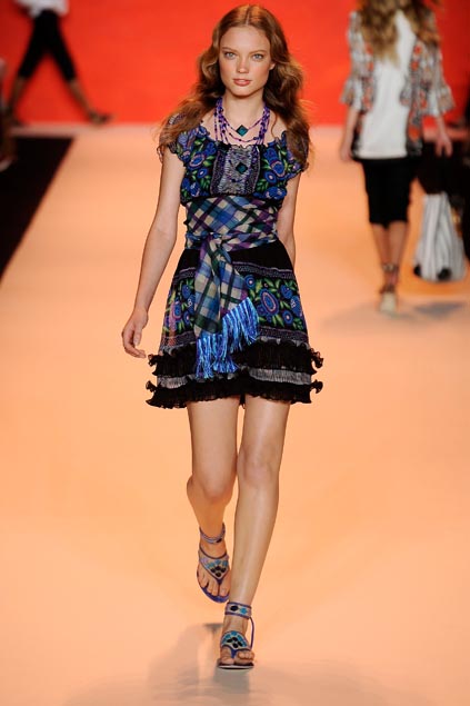 Anna Sui 09ĸDƬ