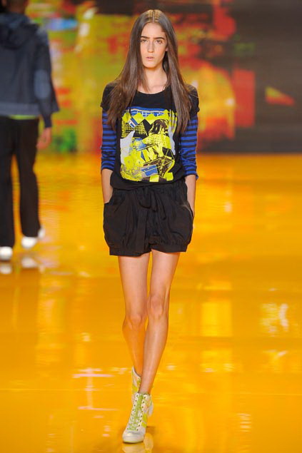 DKNY 09ĸDƬ