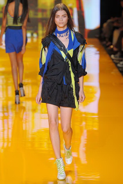 DKNY 09ĸDƬ