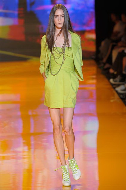 DKNY 09ĸDƬ