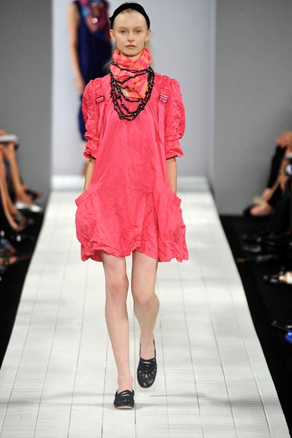 Marc by Marc Jacobs 09ĸDƬ