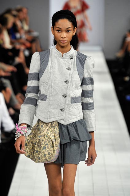 Marc by Marc Jacobs 09ĸDƬ