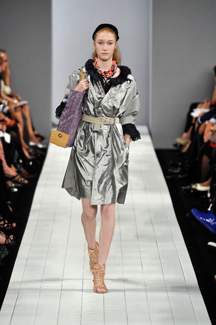 Marc by Marc Jacobs 09ĸDƬ