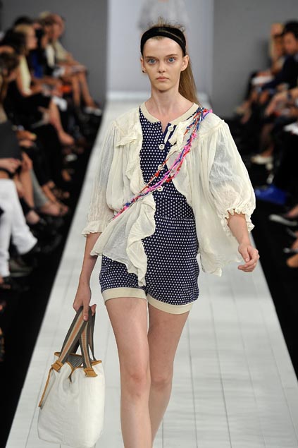 Marc by Marc Jacobs 09ĸDƬ