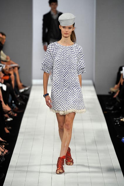 Marc by Marc Jacobs 09ĸDƬ