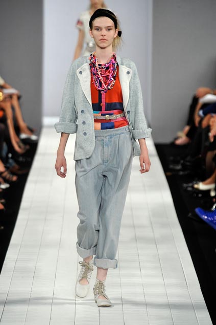 Marc by Marc Jacobs 09ĸDƬ