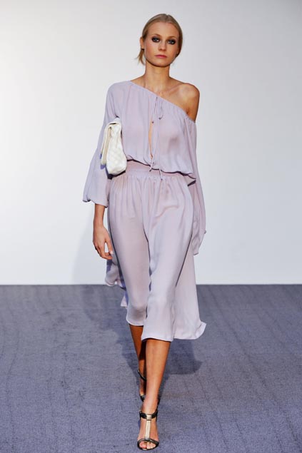 Halston 09ĸDƬ