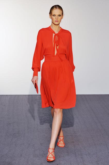 Halston 09ĸDƬ