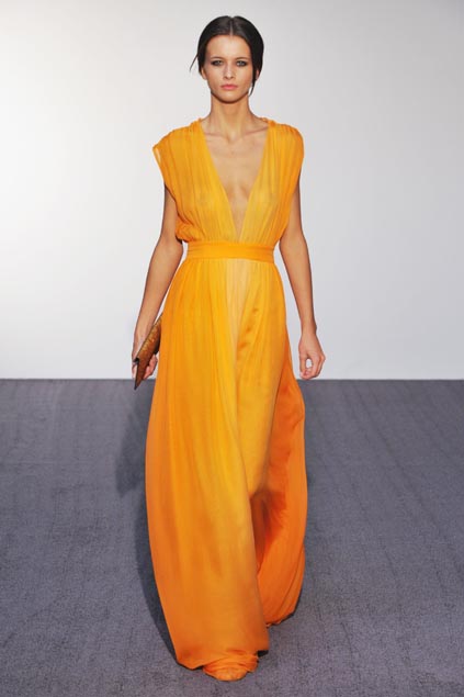 Halston 09ĸDƬ
