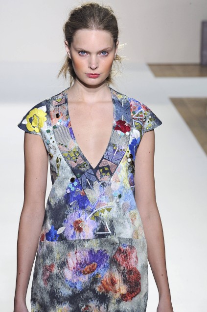 Nicole Farhi 09ĸDƬ