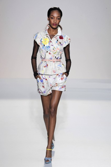 Nicole Farhi 09ĸDƬ