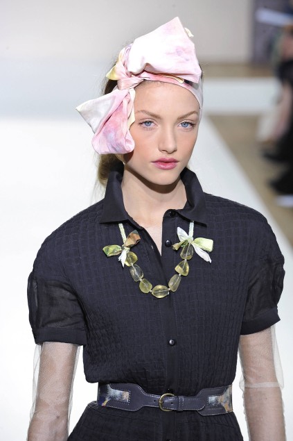 Nicole Farhi 09ĸDƬ