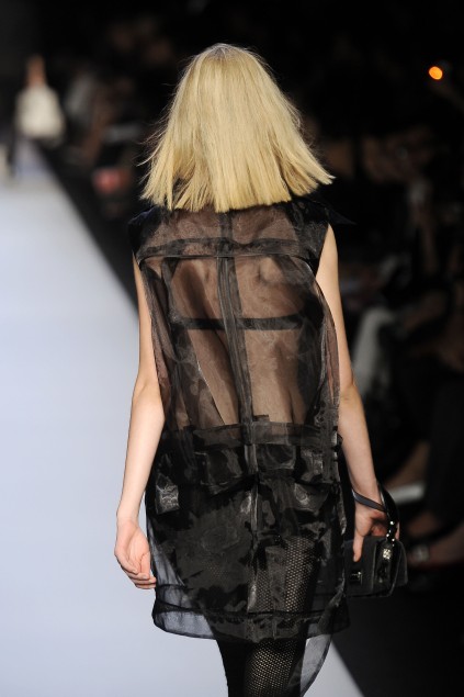 C N C by Costume National 09ĸDƬ
