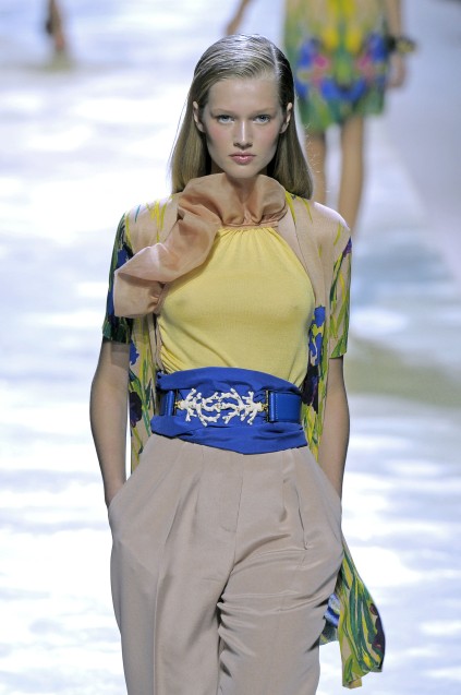 Blumarine 09ĸDƬ