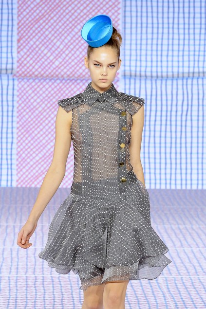 Pollini By Rifat Ozbek 09春夏