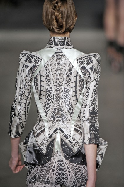 Alexander Mcqueen 09ĸDƬ