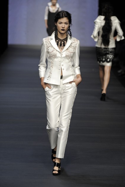 Mariella Burani 09ĸDƬ
