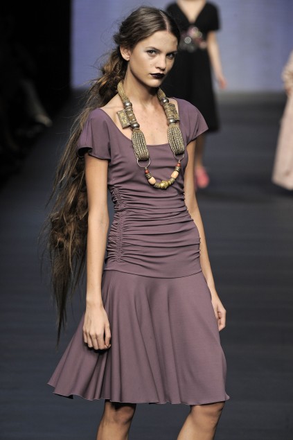 Mariella Burani 09ĸDƬ