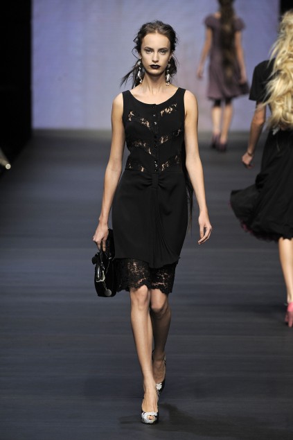 Mariella Burani 09ĸDƬ