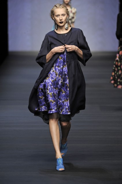 Mariella Burani 09ĸDƬ