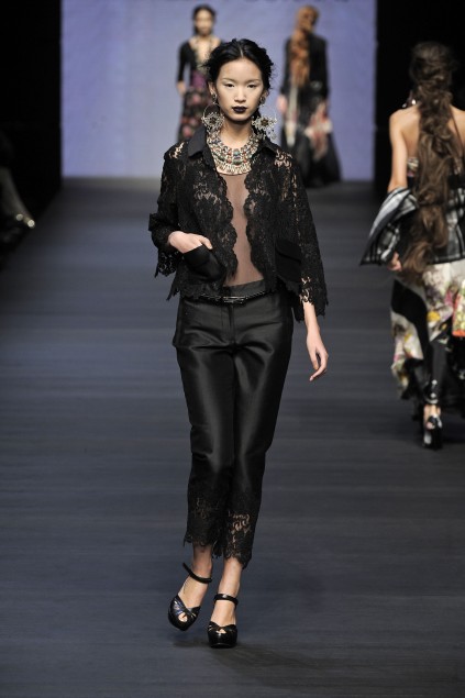 Mariella Burani 09ĸDƬ