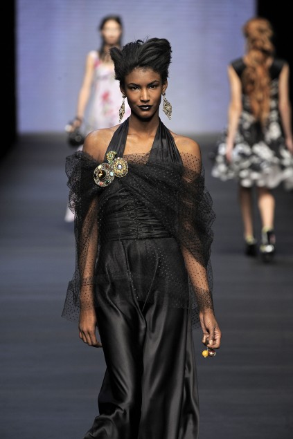 Mariella Burani 09ĸDƬ