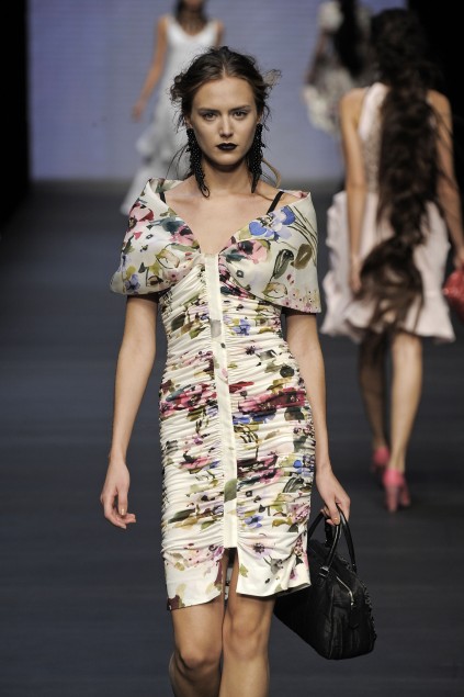 Mariella Burani 09ĸDƬ