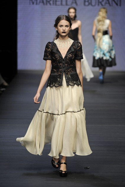 Mariella Burani 09ĸDƬ
