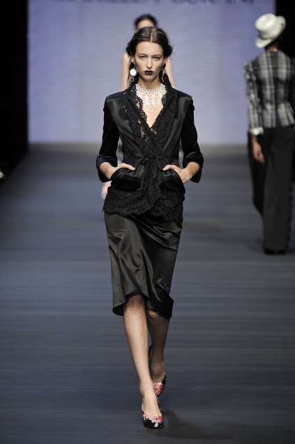 Mariella Burani 09ĸDƬ