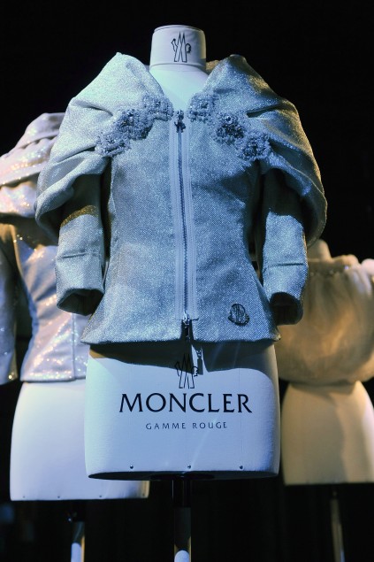 Moncler 09ĸDƬ