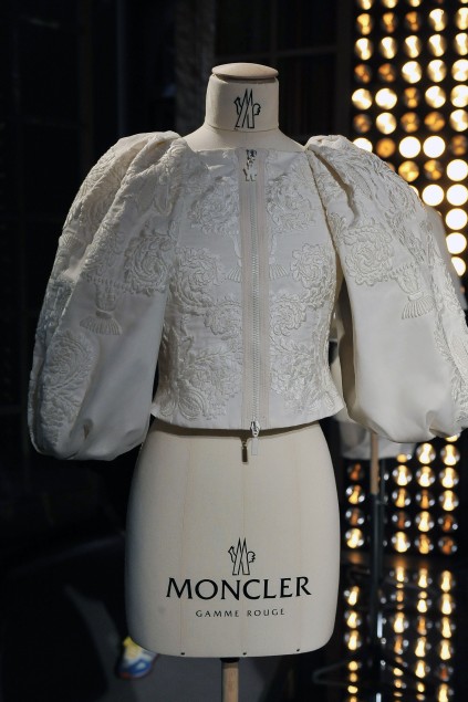 Moncler 09ĸDƬ