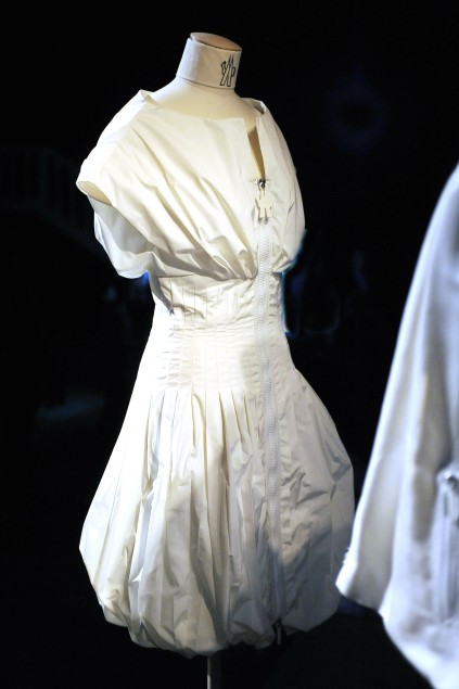 Moncler 09ĸDƬ