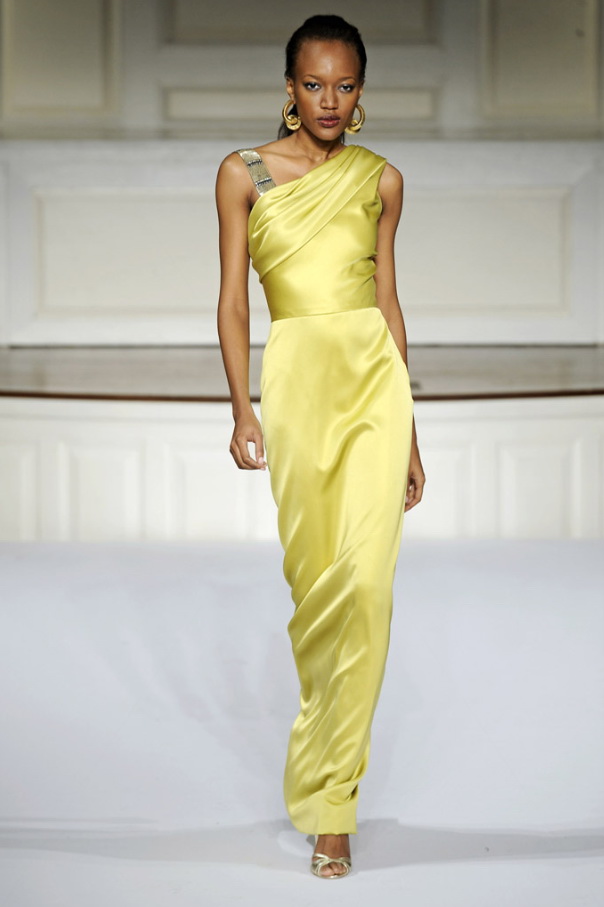 Oscar de la Renta 09ﶬDƬ
